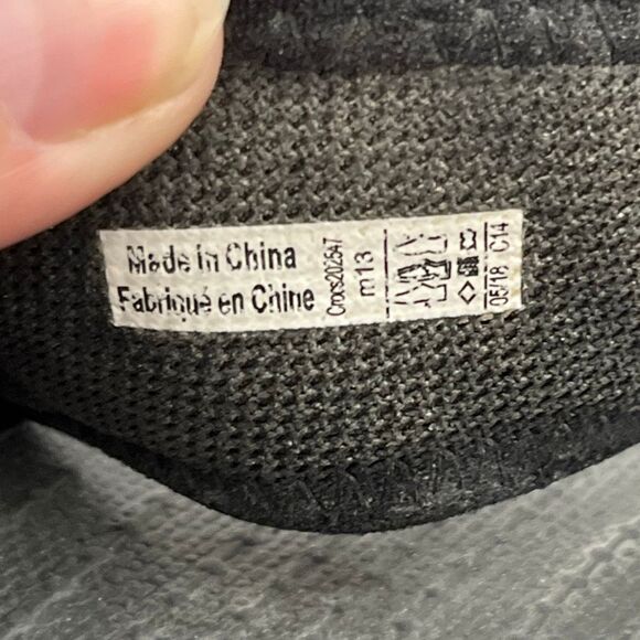 Crocs Men's Black Swiftwater Leather Iconic Comfort Flip Flop Sandals Size 13 - Picture 11 of 11